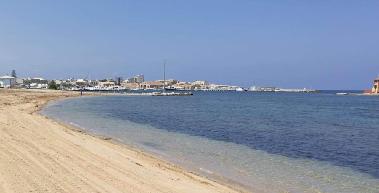 La Casa Sulla Spiaggia Marzamemi Eksteriør billede